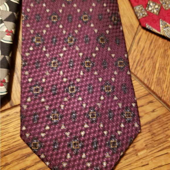 Joseph A. Bank, Daniel Fasson, Roundtree & York, Kenneth Cole 18-Tie Bundle ๐ - Picture 15 of 16